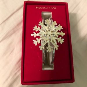Macy’s Never Worn Before Snowflake Bangle!